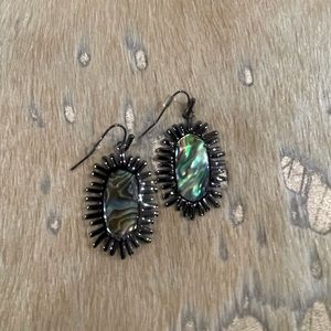 Kendra Scott vintage Mariah earrings